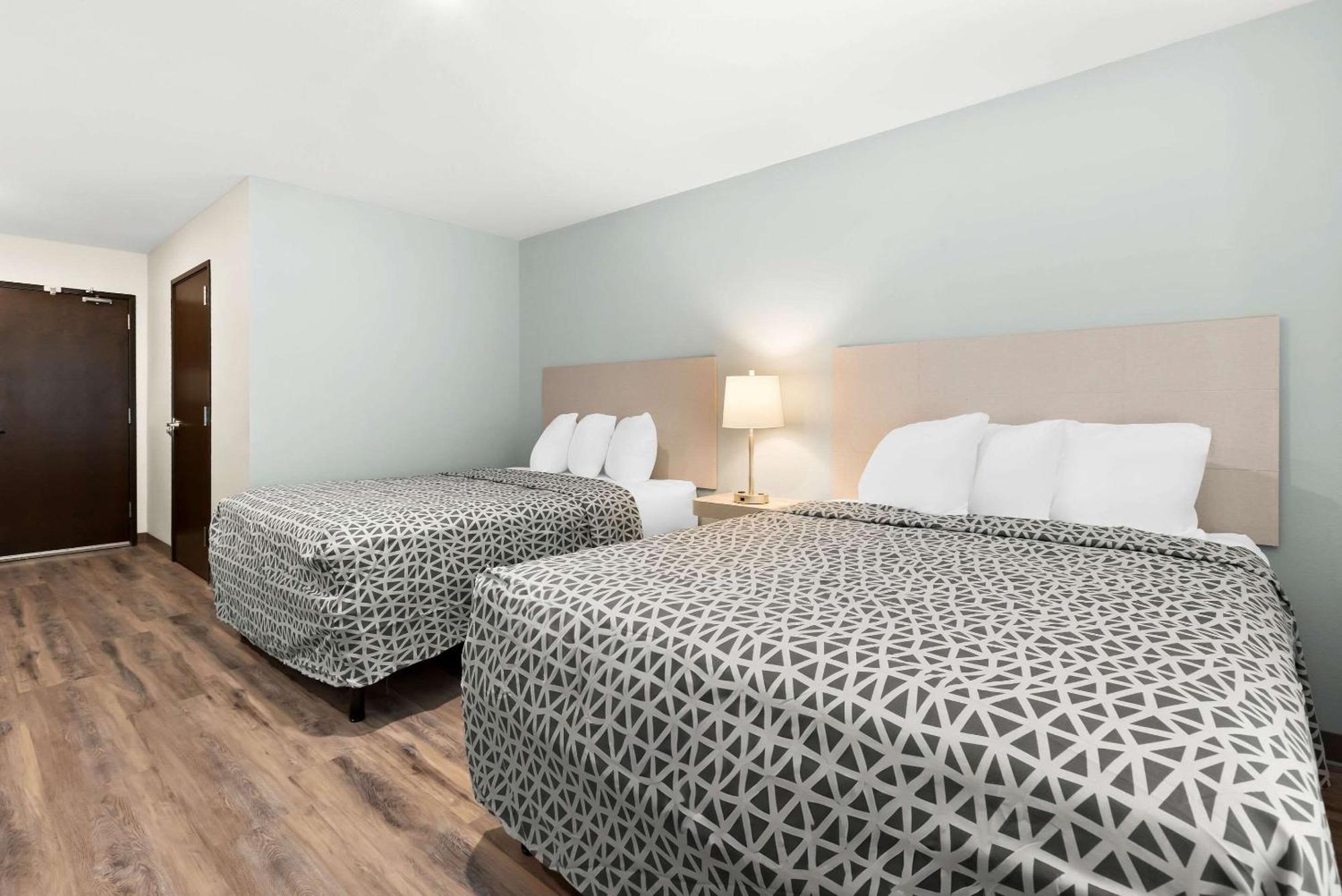 Woodspring Suites Savannah West Chatham Parkway Exteriér fotografie